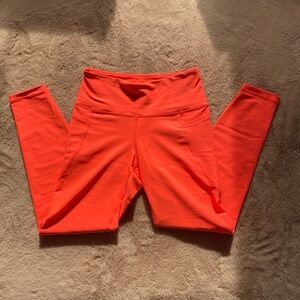 Old navy neon orange anklet length workout leggings